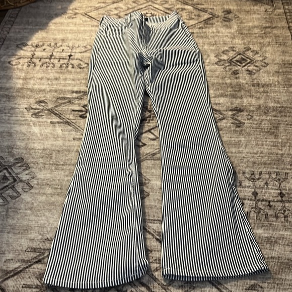 Like new striped bell bottoms - Picture 5 of 5